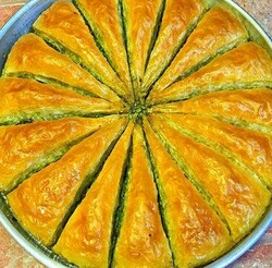 Tatlı Park - Havuç Dilimi Baklava Tepsili