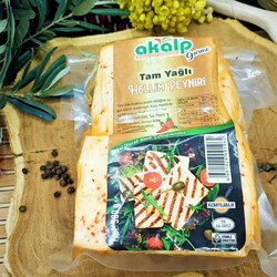 Akalp Gurme - Tam Yağlı Hellim Peyniri -Biberli- (500 Gr)